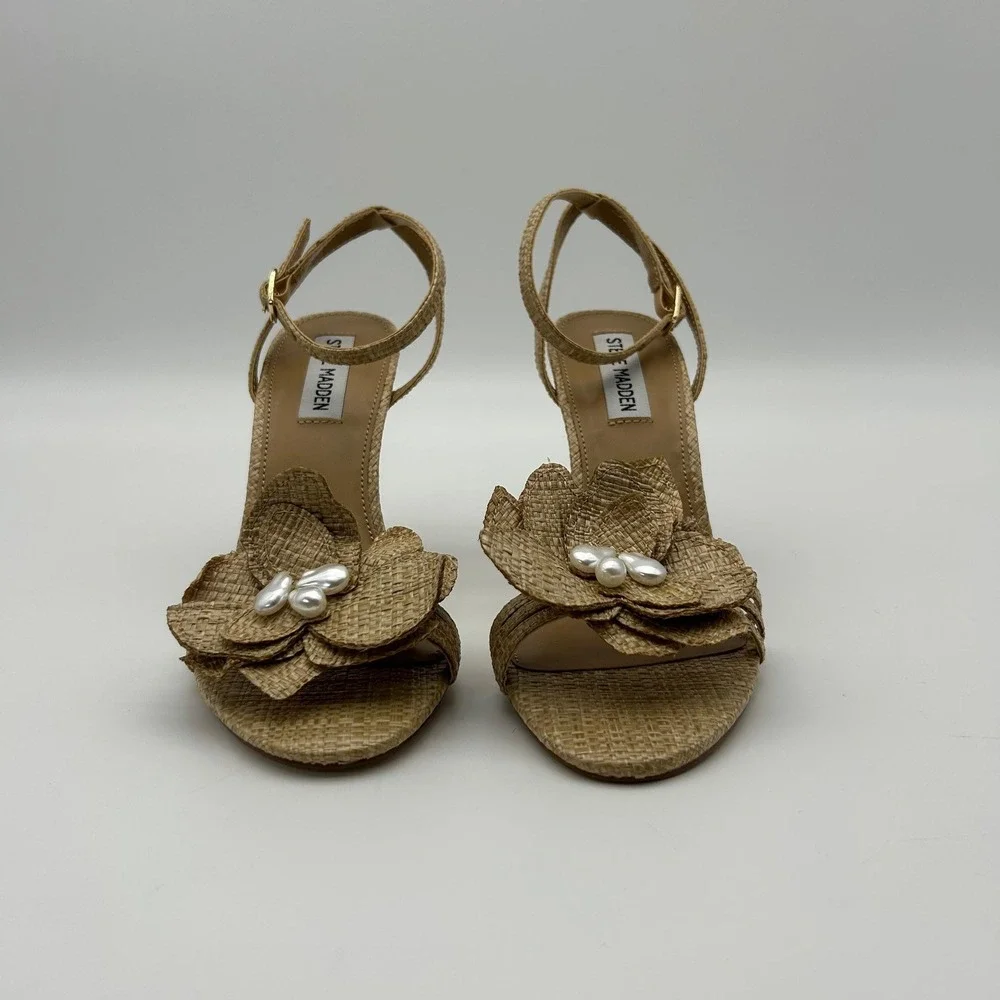 Steve Madden embrace textures